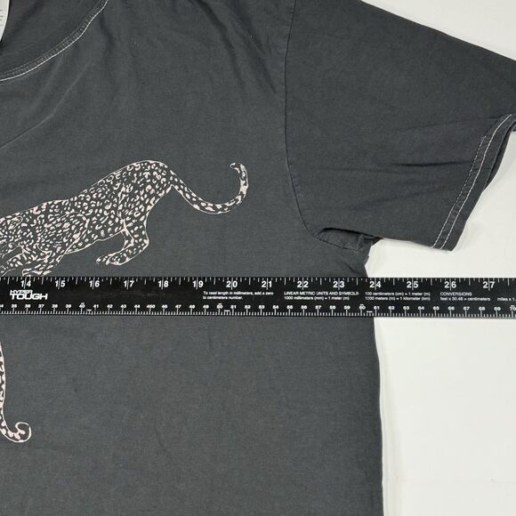 Urban Outfitters Project Social T Cheetahs Oversized Tee Mens L USA Made Y2K - Picture 7 of 8